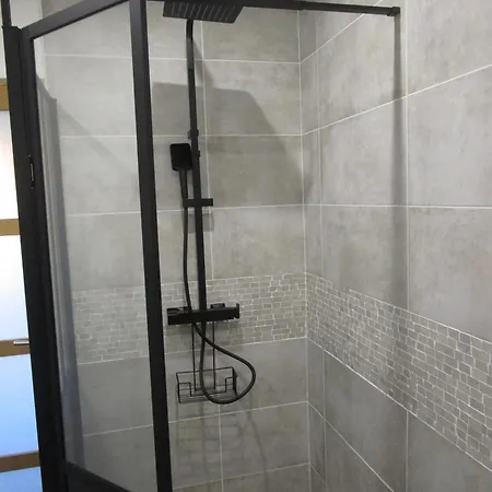 Le Garage Du Fermier Penin